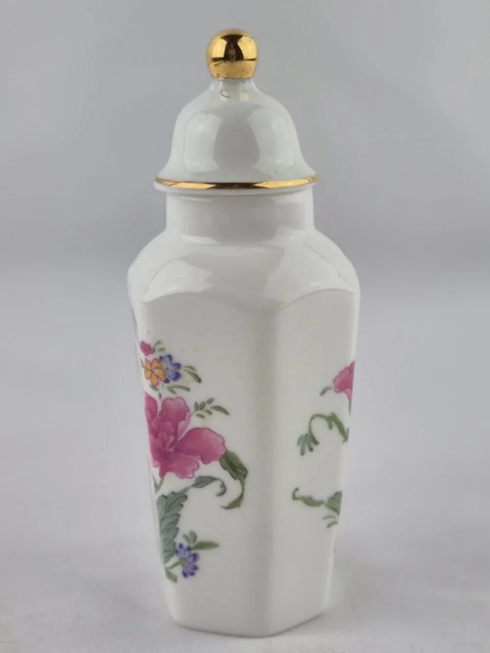 Hammersley Fine Bone China Ginger Jar Mini Vase Floral Design Lidded